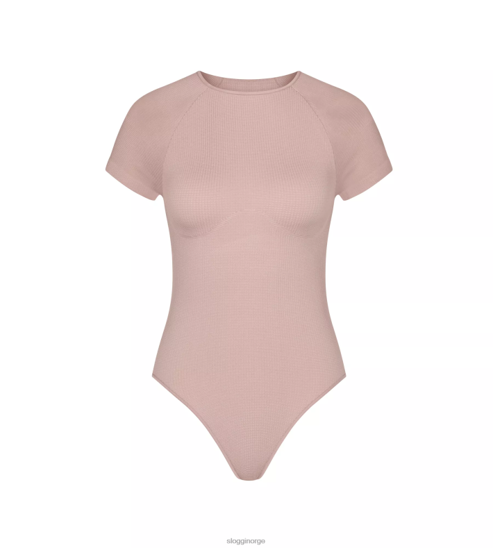loungewear_sloggi_noen_gang_infundert_aloe_kropp_kvinner_takete_lilla_dr662420.png loungewear | sloggi noen gang infundert aloe kropp kvinner tåkete lilla DR662420 - Image 1